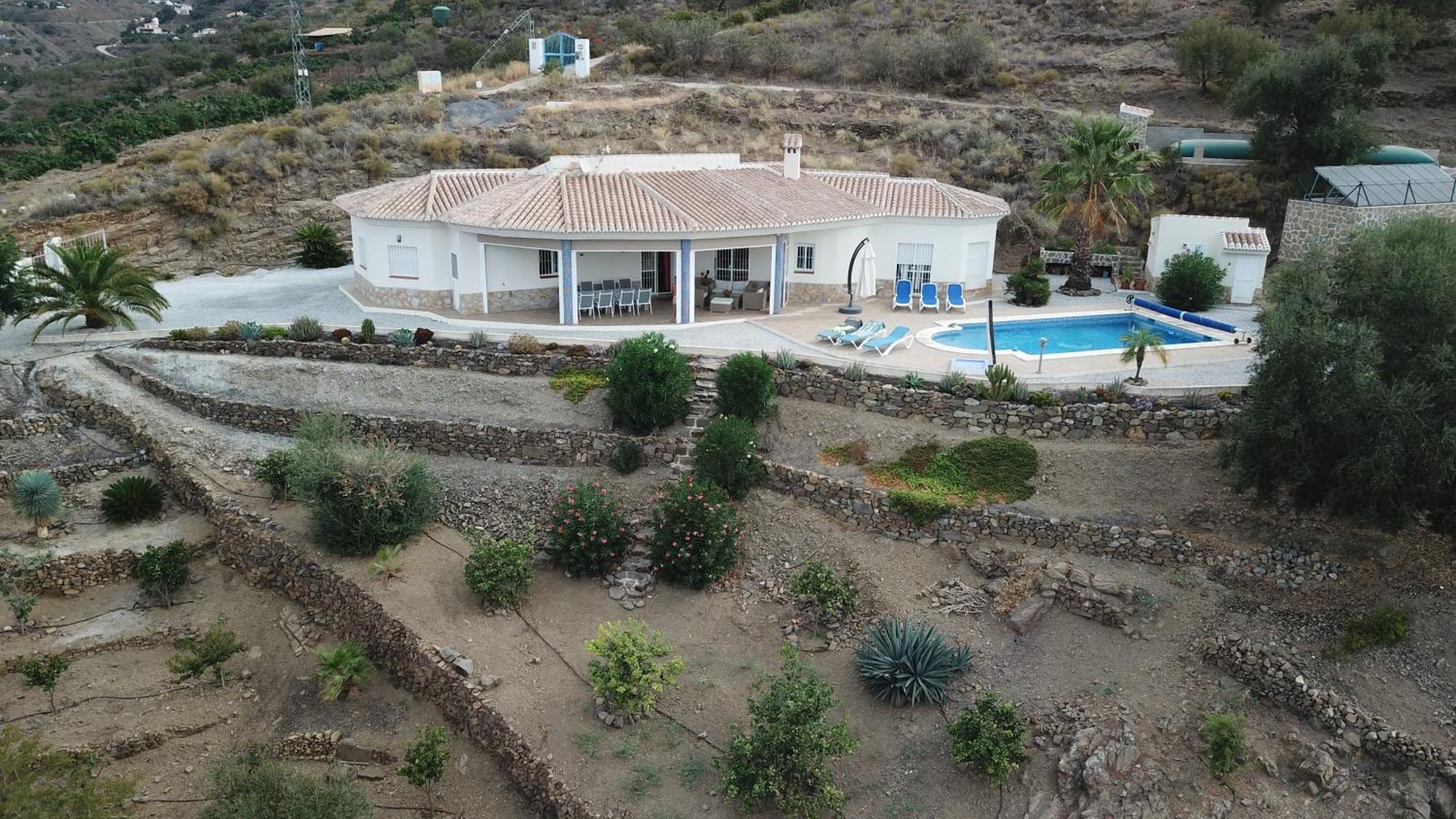 Villa Camakini With Heated Pool And Sea View 阿里纳斯 外观 照片