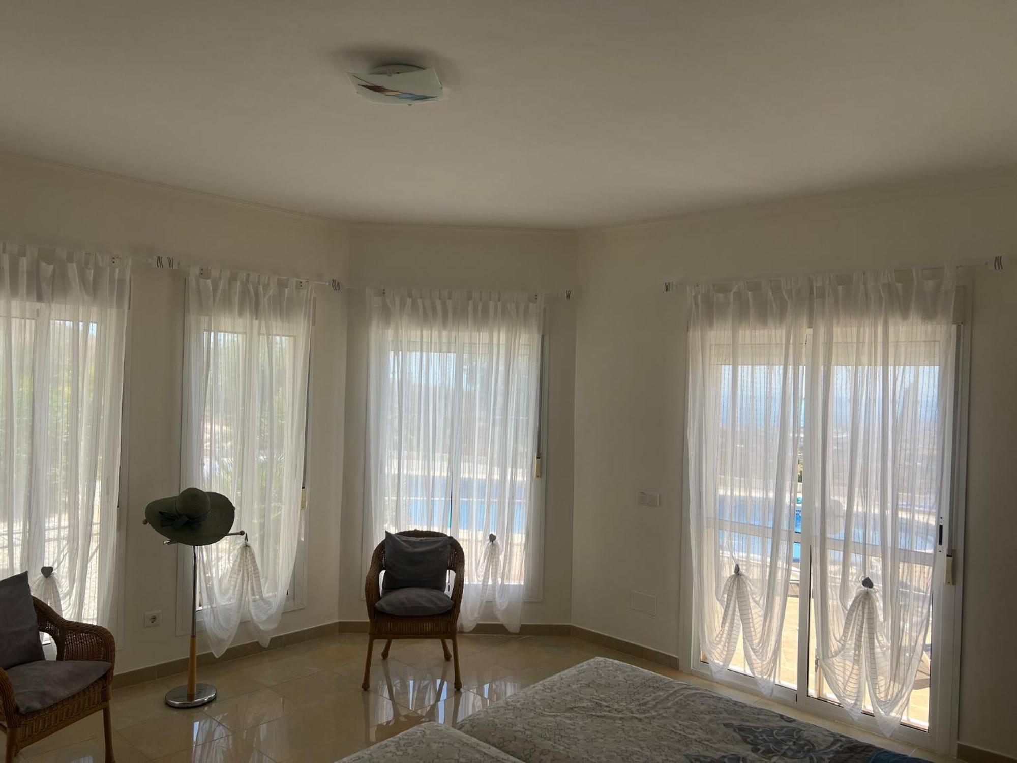 Villa Camakini With Heated Pool And Sea View 阿里纳斯 外观 照片