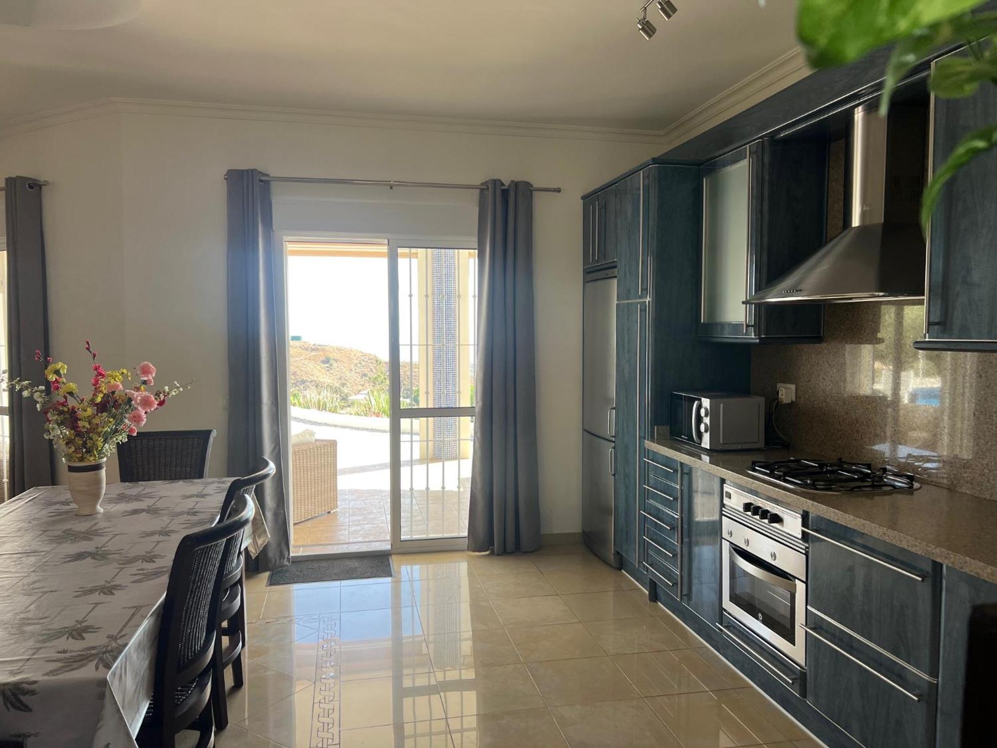 Villa Camakini With Heated Pool And Sea View 阿里纳斯 外观 照片
