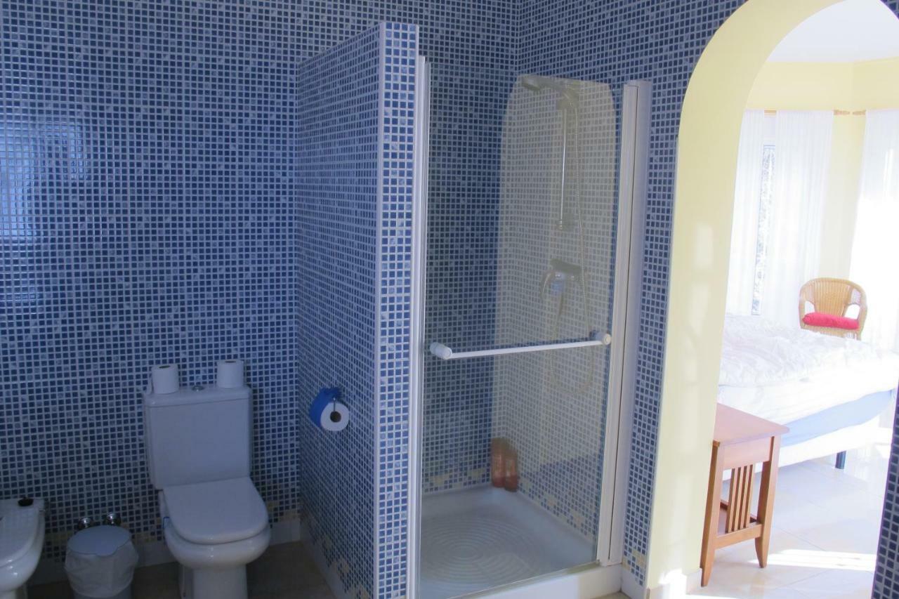 Villa Camakini With Heated Pool And Sea View 阿里纳斯 外观 照片