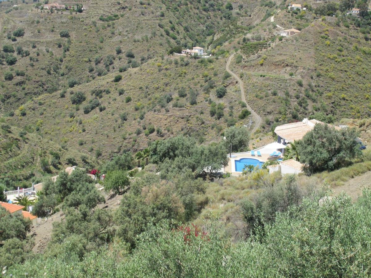 Villa Camakini With Heated Pool And Sea View 阿里纳斯 外观 照片